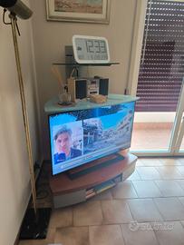 Porta TV marca Cattelan modello dolby