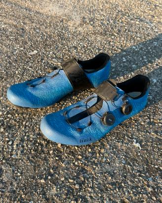 Fizik suola in carbonio taglia 45 Movistar