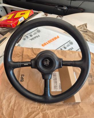 VOLANTE MOMO PORSCHE DESIGN CON MOZZO 911 +CLACSON