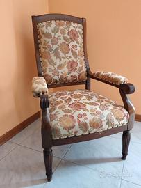 Poltrona stile antico