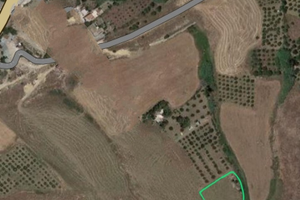 Terreno agricolo(2 tumuli)2180m²circa