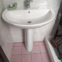 lavabo con colonna 