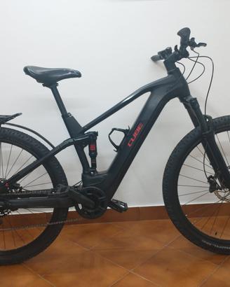 e-bike CUBE bi-ammortizzata 