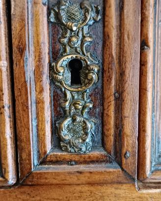 credenza antica