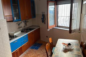 Appartamento + 2 locali uso residenziale contursi