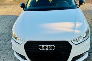 Auto tenuta benissimo