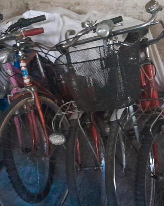 Un blocco di 10 bici