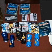 statuette monsuno 6 pezzi con carte gioco