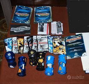 statuette monsuno 6 pezzi con carte gioco