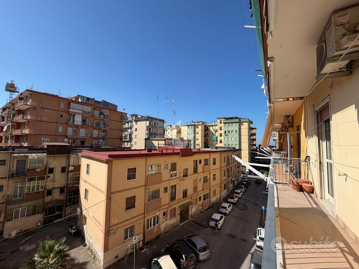 Apartment in Salerno, Pastena - Vista 4