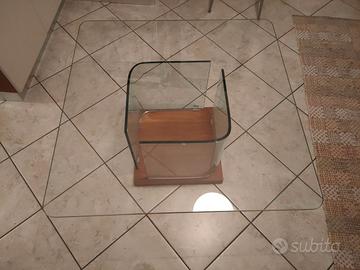 Tavolino di cristallo