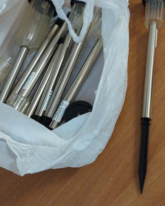 7 luci a led con pannello solare per giardino 