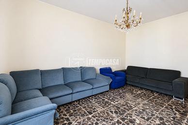 Appartamento al quarto piano con ascensore