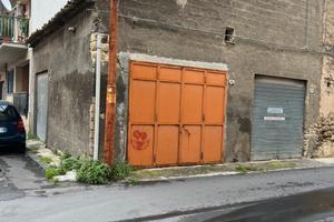 GARAGE RUSTICO centro storico
