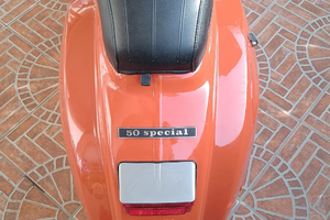 Vespa paggio