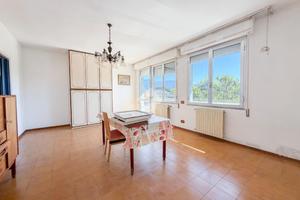 5 LOCALI A MASSA