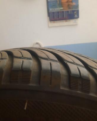 gomme panda 165 65 14