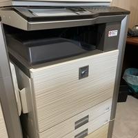 Stampante in bianco e nero sharp