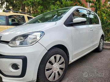 VOLKSWAGEN 1.0 5p. move up!