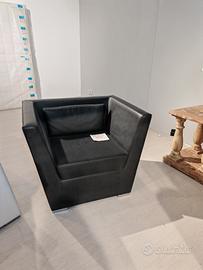 poltrona in pelle disponibile anche bianca 