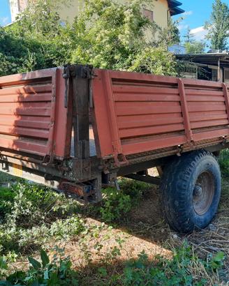 RIMORCHIO AGRICOLO CAPRIOTTI BCR 50 RIBALTABILE