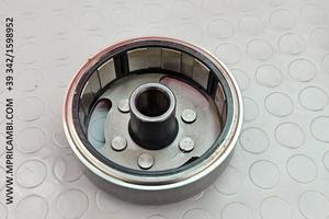 VOLANO MAGNETE YAMAHA RD 350 4L0 1979 1982 RD350 1