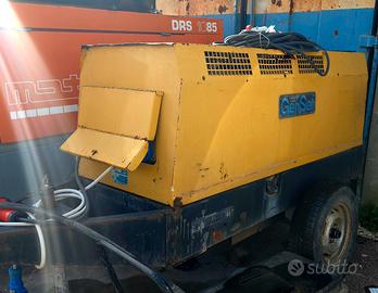 Generatore 18kw effettivi Genset  anno 2093 