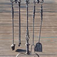 Set per caminetto in ferro forgiati a mano