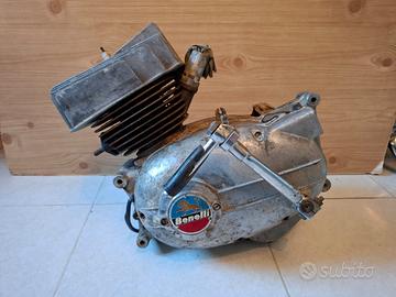 motori moto Benelli e Ducati 250 cc