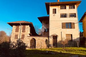 CASA SEMINDIPENDENTE A MEZZANA MORTIGLIENGO
