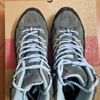 Scarponcini trekking CMP taglia 37