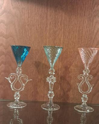 piccoli calici in vetro di Murano