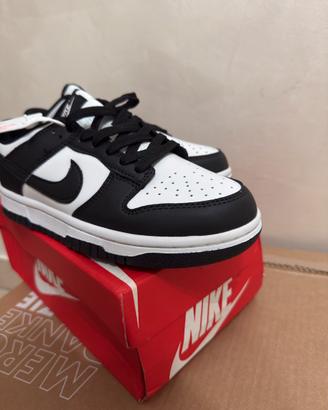 Nike dunk panda low n.38