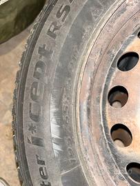 Pneumatici invernali 195/65 R15 + Cerchi ferro