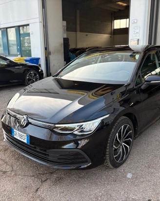 Volkswagen Golf 1.0 TSI EVO Life DSG
