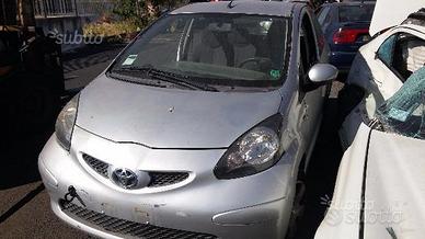 Ricambi toyota aygo anno 2006 1000cc benz