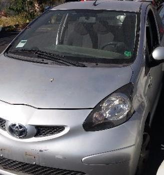 Ricambi toyota aygo anno 2006 1000cc benz