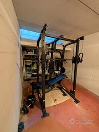 Smith Machine + attrezzi palestra