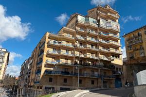 Ampio e luminoso appartamento in Via Mazzini