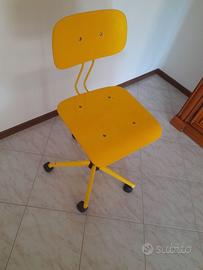 Sedia gialla vintage con stile Jørgen Rasmussen.