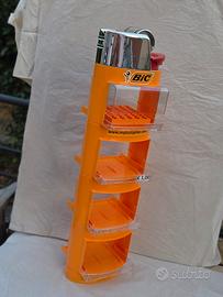 espositore accendino gigante BIC