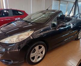 Peugeot 207 1.6 HDi 110CV CC Féline