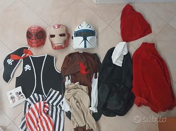 Costumi e maschere per carnevale (solo in blocco)