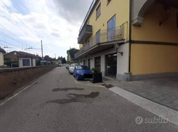 Immobile in asta di 675 m² con 1 locale a Nizza Mo