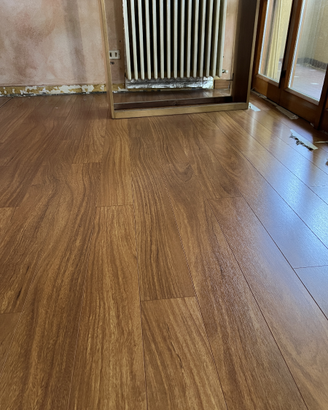 Parquet laminato ad incastro