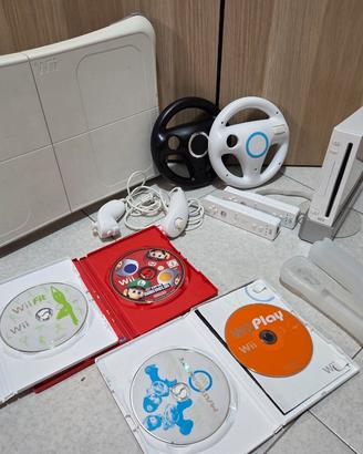 Nintendo Wii + controller, balance board e giochi