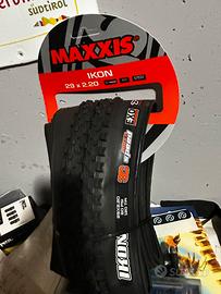 Pneumatico Maxxis ikon