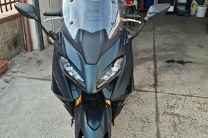 Tmax 560