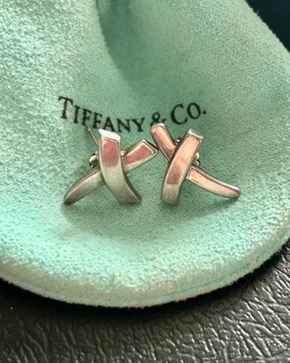 Orecchini Tiffany & Co. Croce Kiss in argento 925
