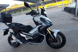 moto hondax-adv 750
